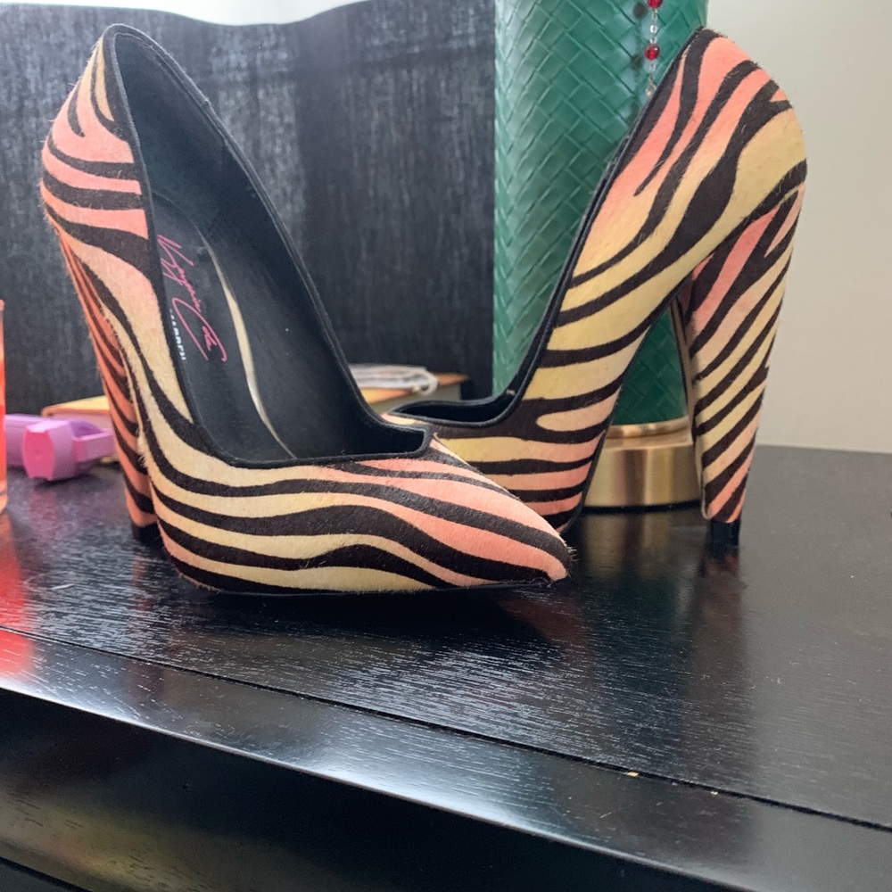Keyshia Cole heels